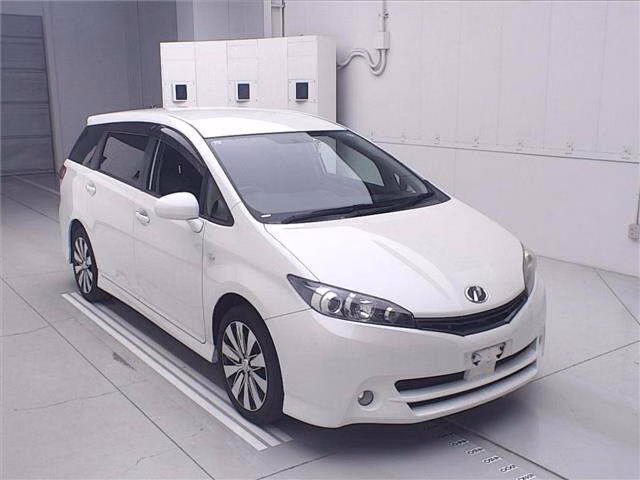 TOYOTA WISH