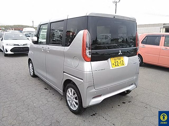 MITSUBISHI EK SPACE