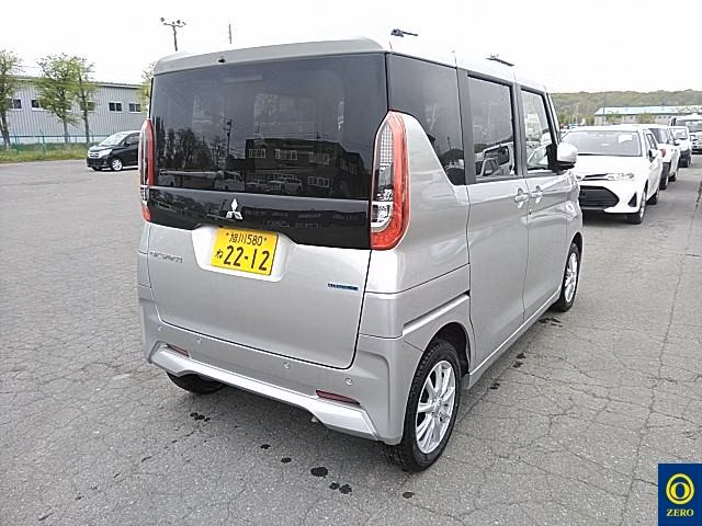 MITSUBISHI EK SPACE