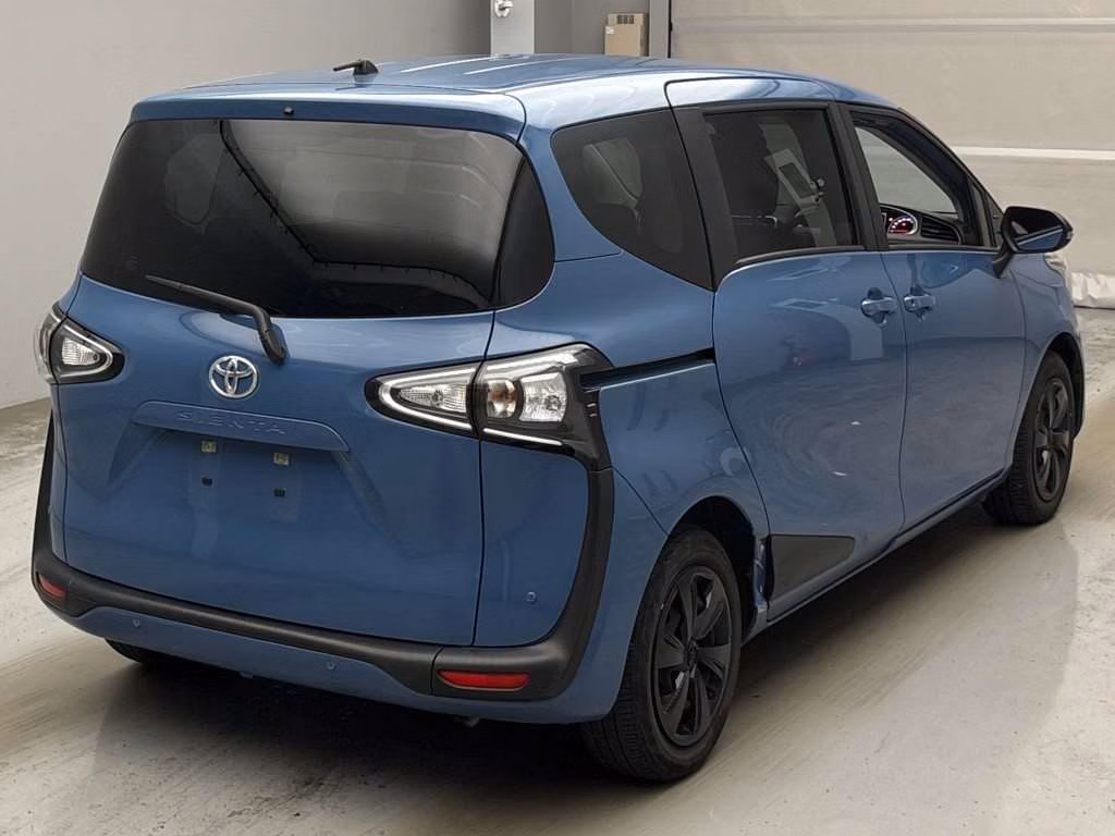 TOYOTA SIENTA