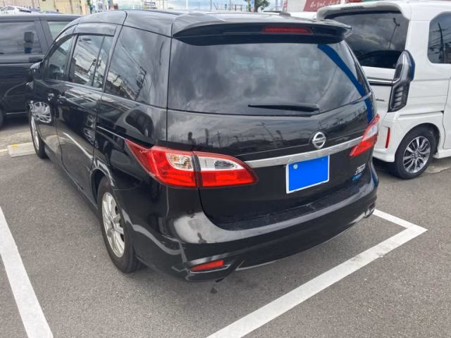NISSAN LAFESTA