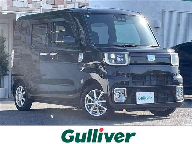 DAIHATSU WAKE