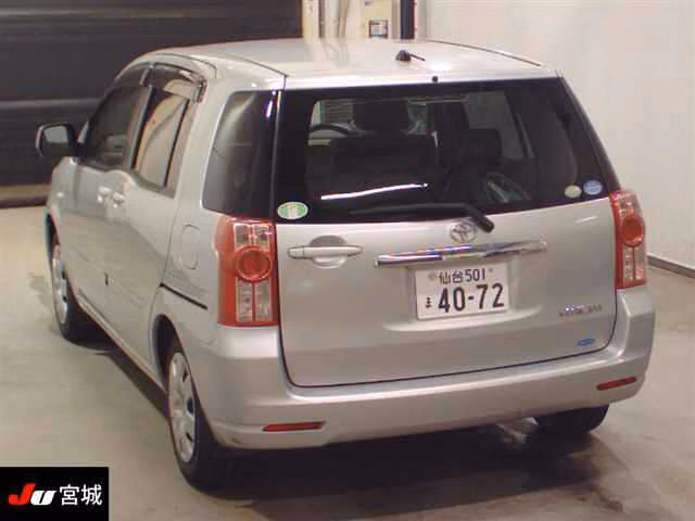TOYOTA RAUM