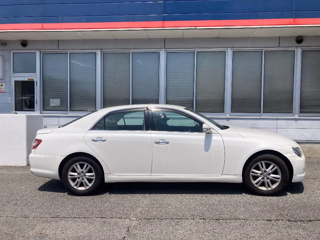 TOYOTA MARK X