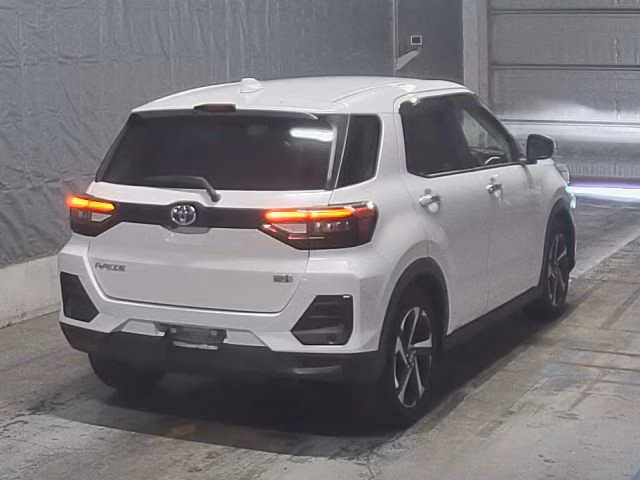 TOYOTA RAIZE
