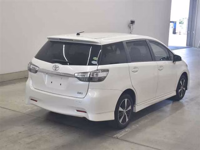 TOYOTA WISH