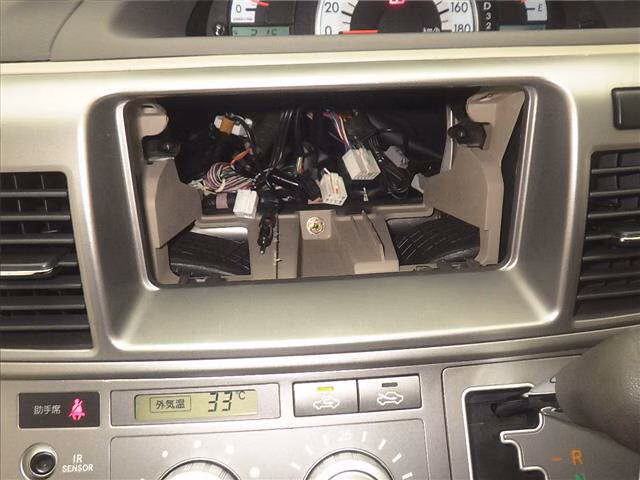 TOYOTA RAUM