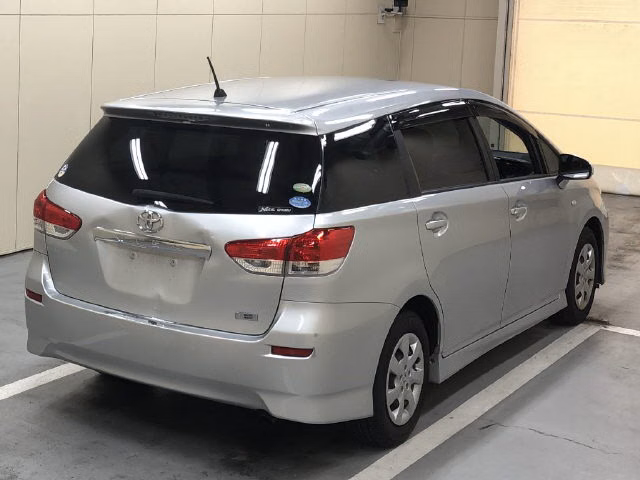 TOYOTA WISH