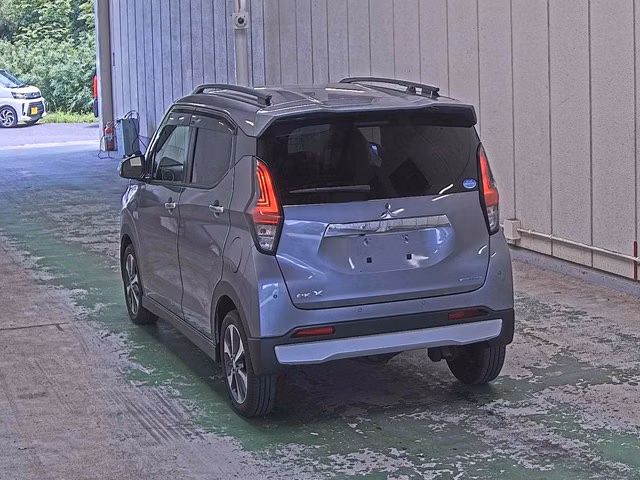 MITSUBISHI EK X