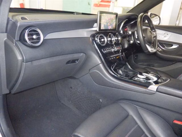 MERCEDES-BENZ GLC-CLASS