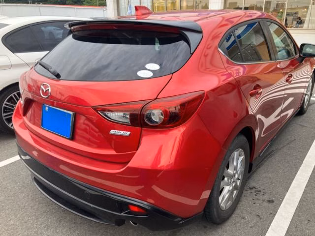 MAZDA AXELA