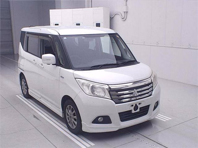 MITSUBISHI DELICA D:2