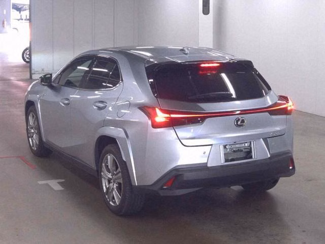 LEXUS UX200