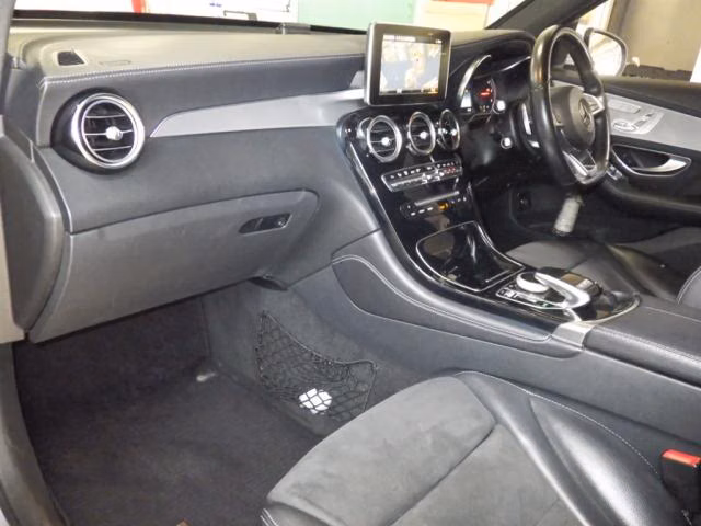 MERCEDES-BENZ GLC-CLASS