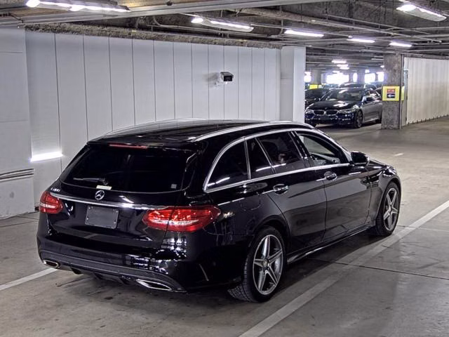 MERCEDES-BENZ C-CLASS