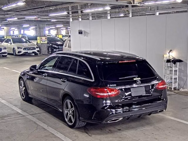 MERCEDES-BENZ C-CLASS
