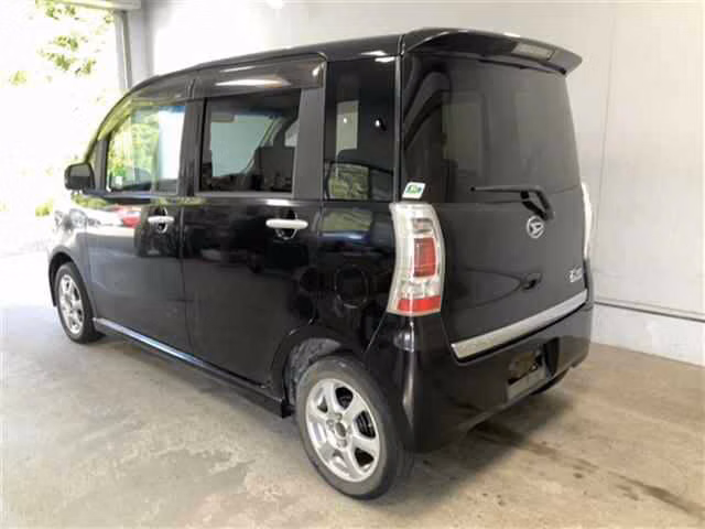 DAIHATSU TANTO EXE