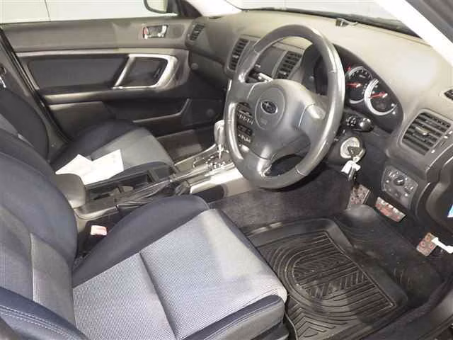 SUBARU LEGACY