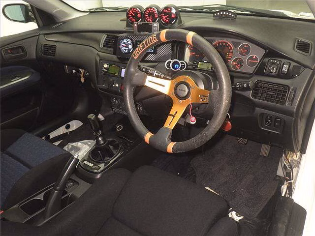 MITSUBISHI LANCER EVOLUTION