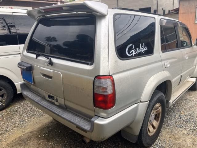 TOYOTA HILUX SURF