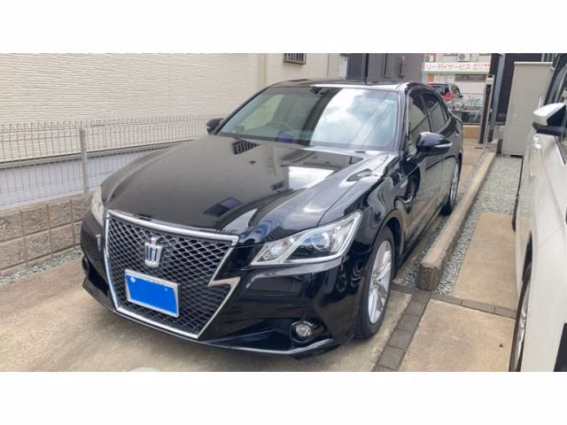 TOYOTA CROWN