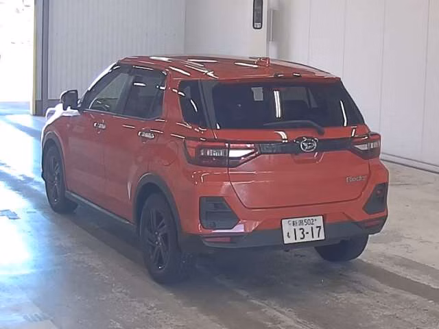 DAIHATSU ROCKY