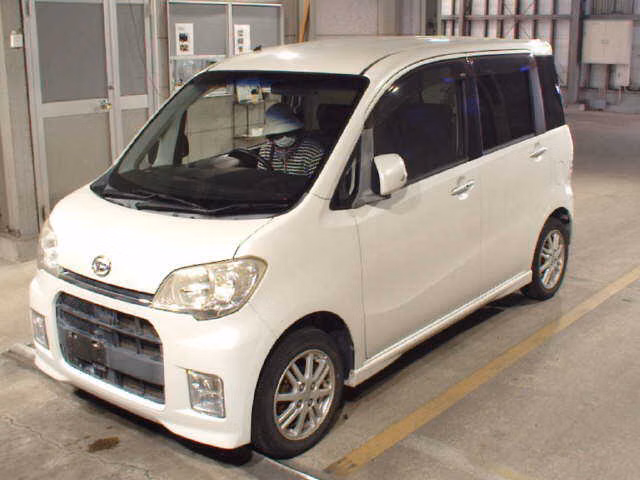 DAIHATSU TANTO EXE