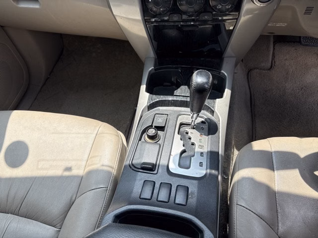 TOYOTA HILUX SURF