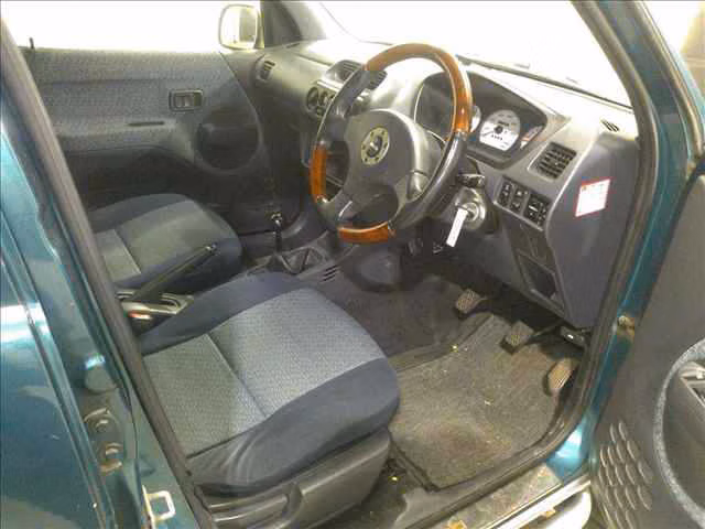 DAIHATSU TERIOS KID