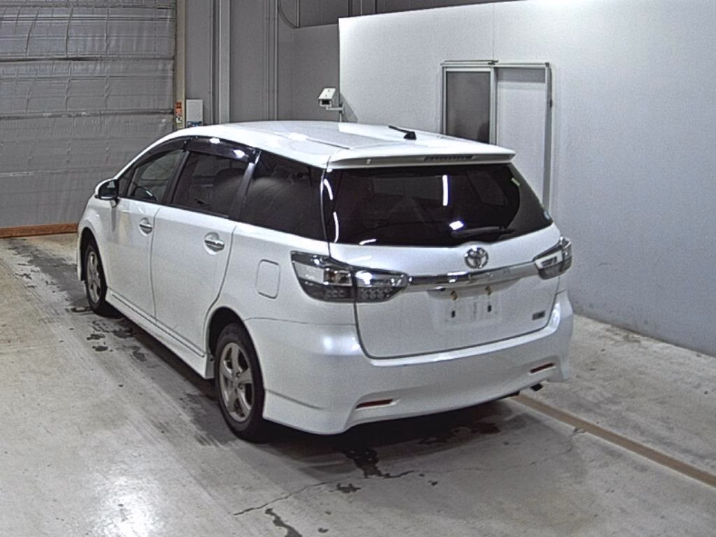 TOYOTA WISH