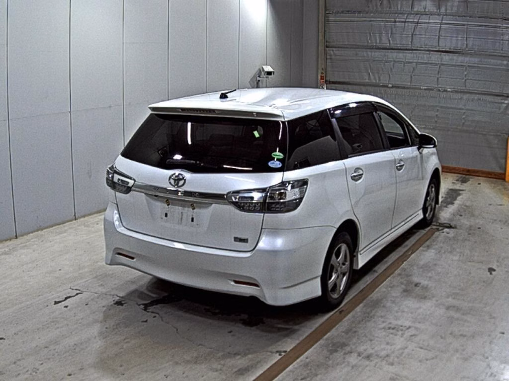 TOYOTA WISH