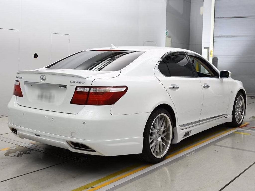 LEXUS LS460