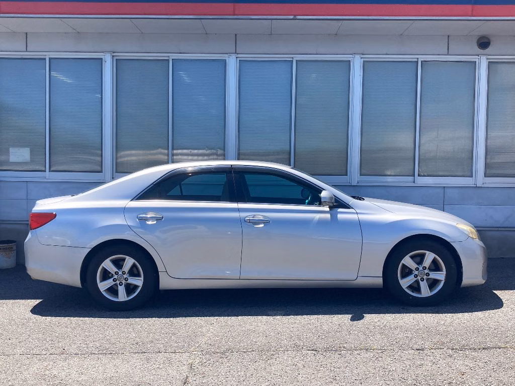 TOYOTA MARK X