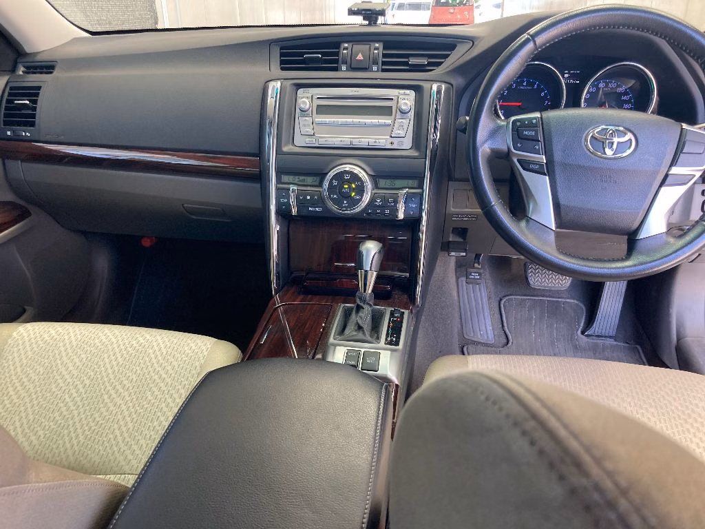 TOYOTA MARK X