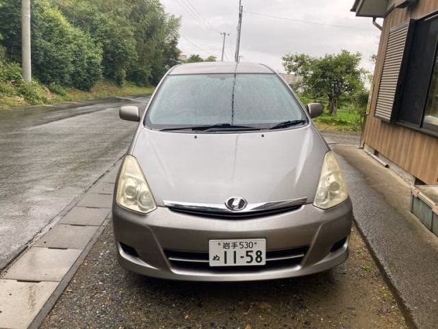 TOYOTA WISH