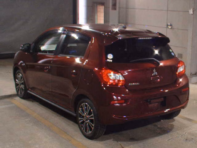 MITSUBISHI MIRAGE