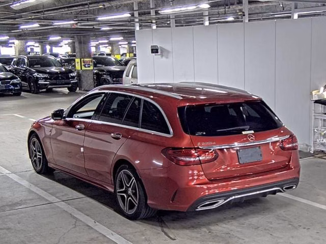MERCEDES-BENZ C-CLASS