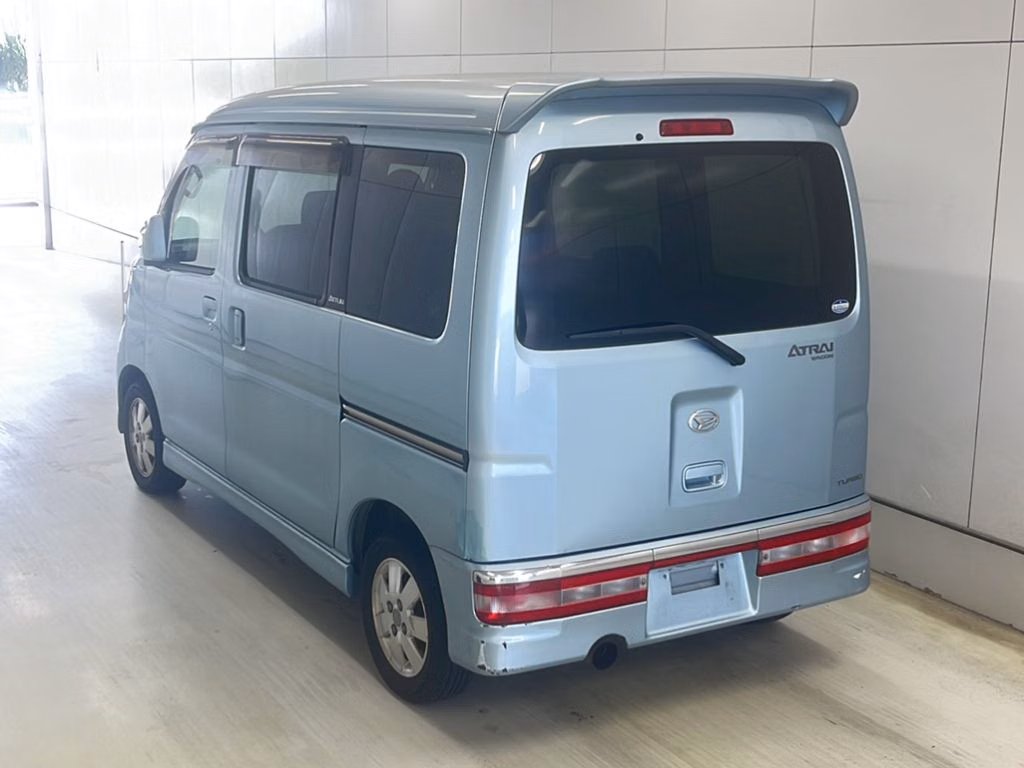 DAIHATSU ATRAI