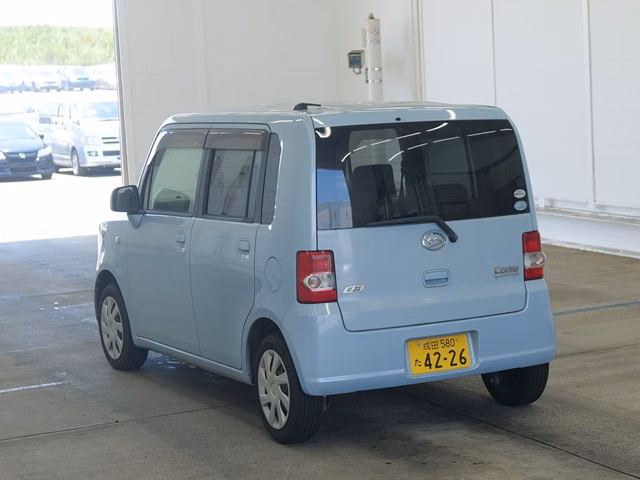 DAIHATSU MOVE CONTE