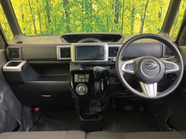 DAIHATSU WAKE
