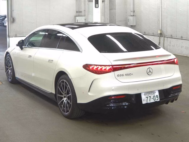 MERCEDES-BENZ EQS
