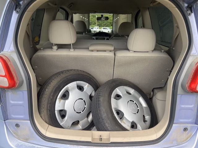 TOYOTA PORTE