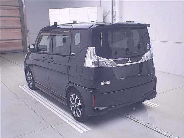 MITSUBISHI DELICA D:2