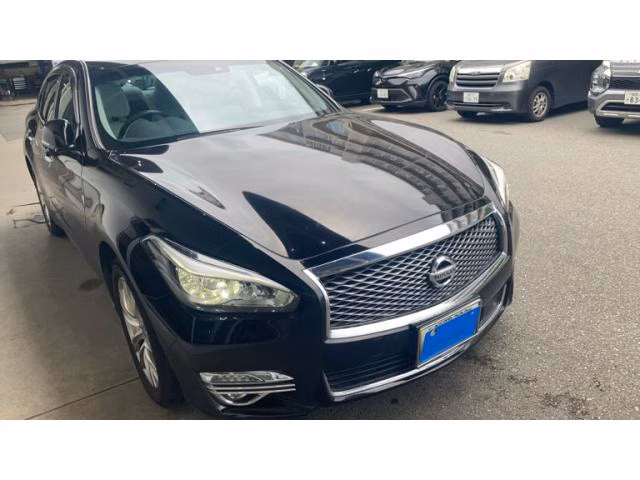 NISSAN FUGA