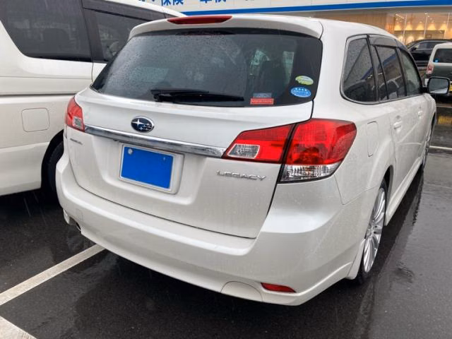 SUBARU LEGACY