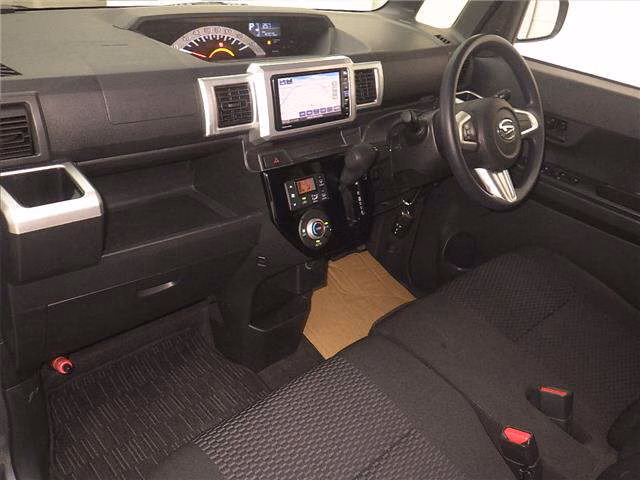 DAIHATSU WAKE