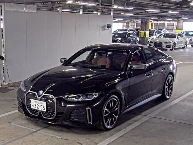 BMW I4