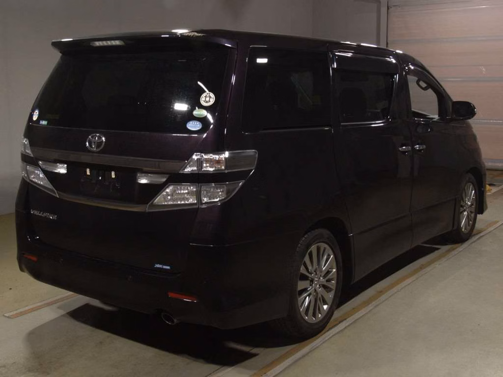 TOYOTA VELLFIRE