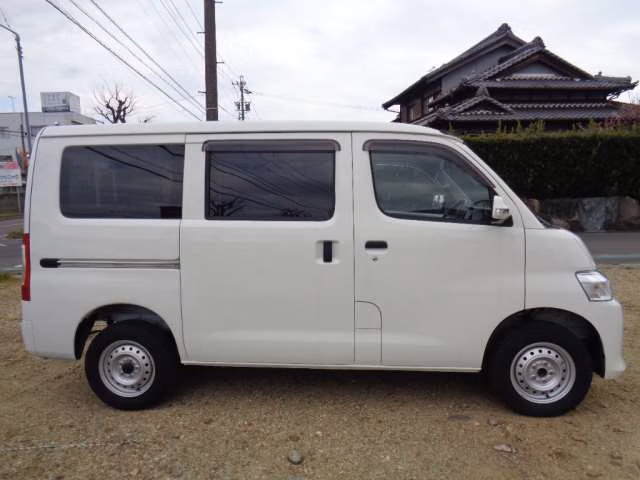 MAZDA BONGO