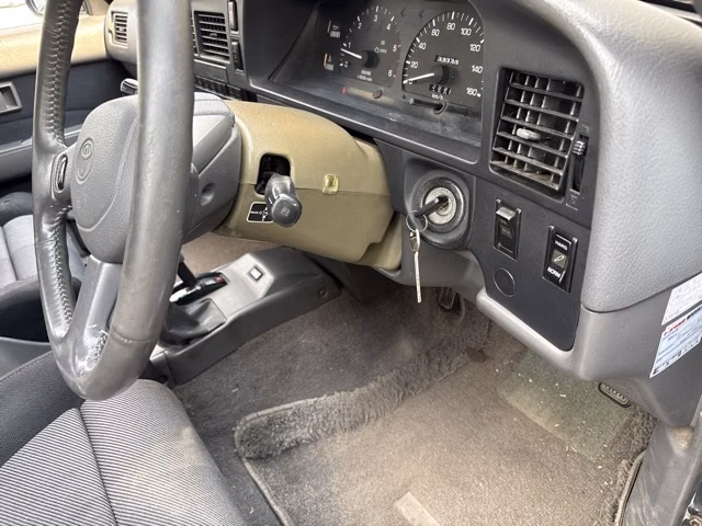TOYOTA HILUX SURF